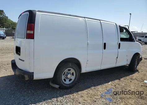 2004 Chevrolet Express G1500 z USA, uszkodzony, nr VIN 1GCFG15X341157958